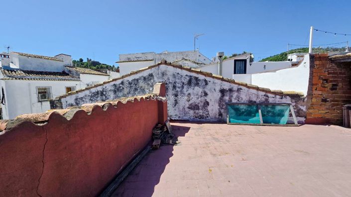 Image No.16-3 Bed Townhouse for sale