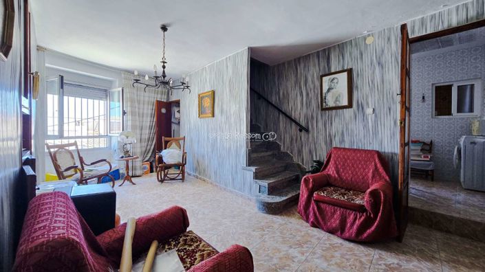 Image No.31-3 Bed Townhouse for sale