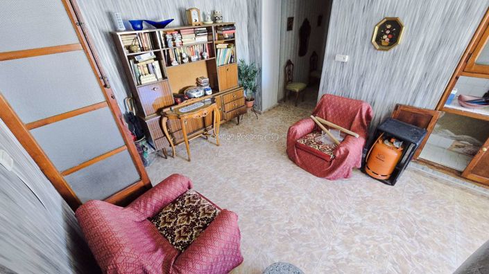 Image No.33-3 Bed Townhouse for sale
