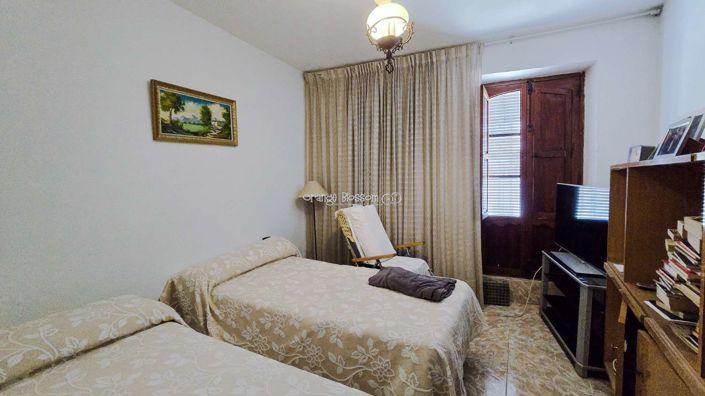Image No.40-3 Bed Townhouse for sale