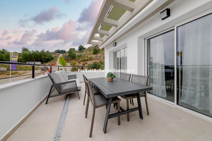 Image No.6-2 Bed Apartment for sale