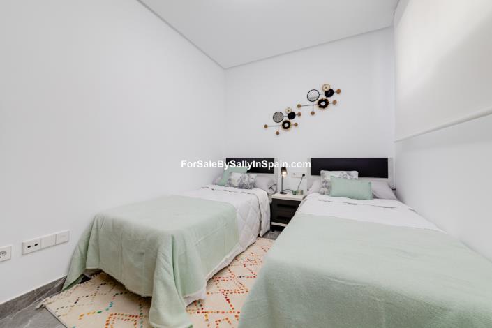 Image No.26-2 Bed Apartment for sale