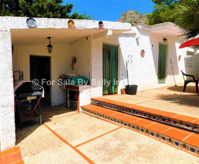 Image No.7-3 Bed Villa for sale
