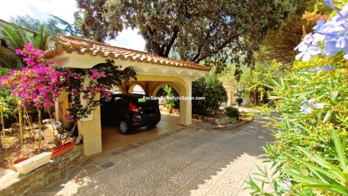 Image No.6-5 Bed Villa for sale