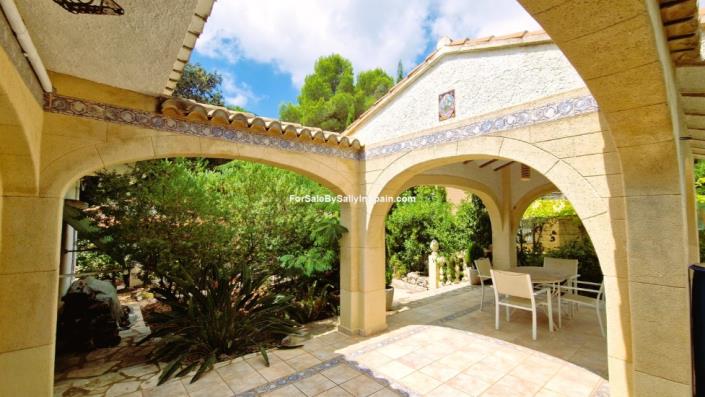 Image No.17-5 Bed Villa for sale