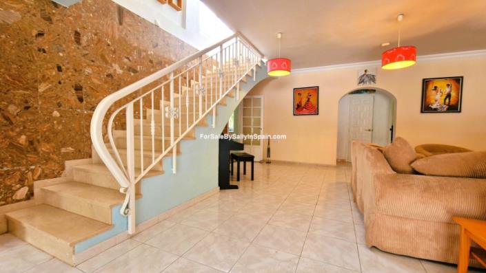 Image No.26-5 Bed Villa for sale