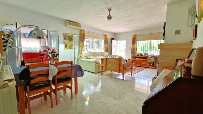 Image No.36-5 Bed Villa for sale