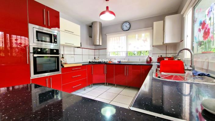 Image No.33-5 Bed Villa for sale