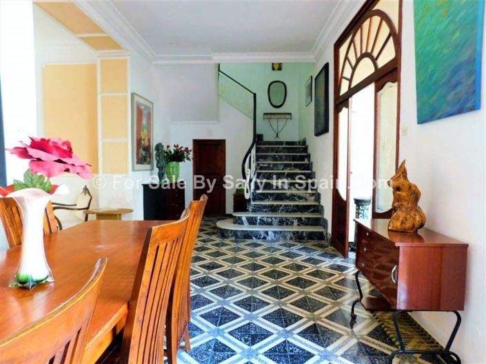 Image No.2-Maison de 4 chambres à vendre à Villalonga