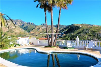 Villa de 4 chambres à vendre à Gandía