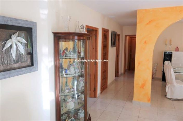 Image No.34-Villa de 4 chambres à vendre à Gandía