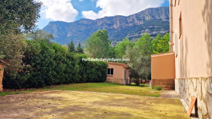 Image No.2-Villa de 4 chambres à vendre à Barx