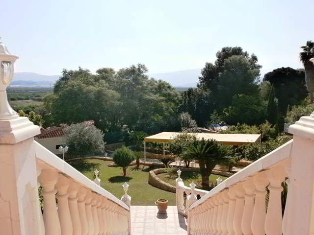 Image No.18-7 Bed Villa for sale