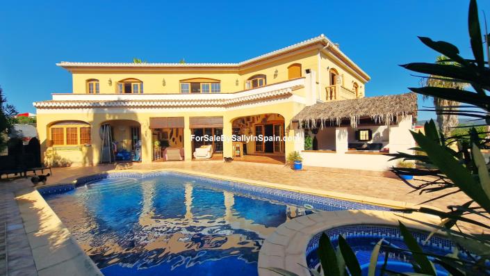 Image No.6-Villa de 8 chambres à vendre à Benicolet