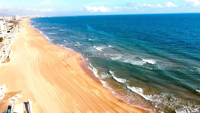 Image No.56-Villa de 8 chambres à vendre à Benicolet