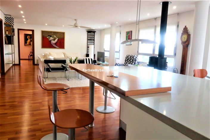 Image No.17-4 Bed Villa for sale