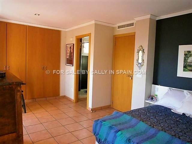 Image No.21-Villa de 5 chambres à vendre à Gandía