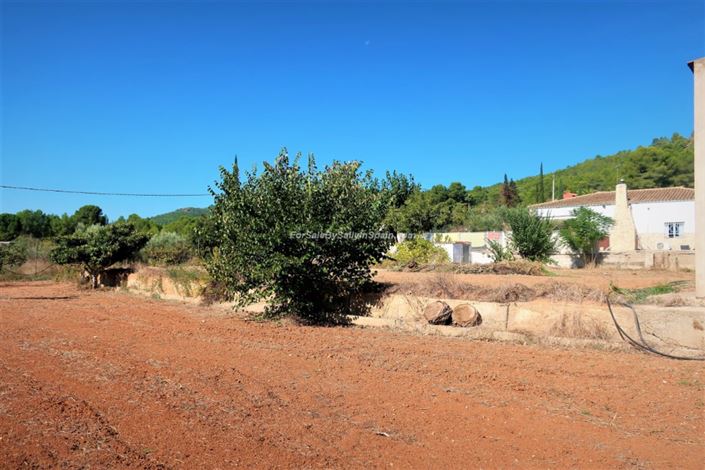 Image No.17-3 Bed Villa for sale