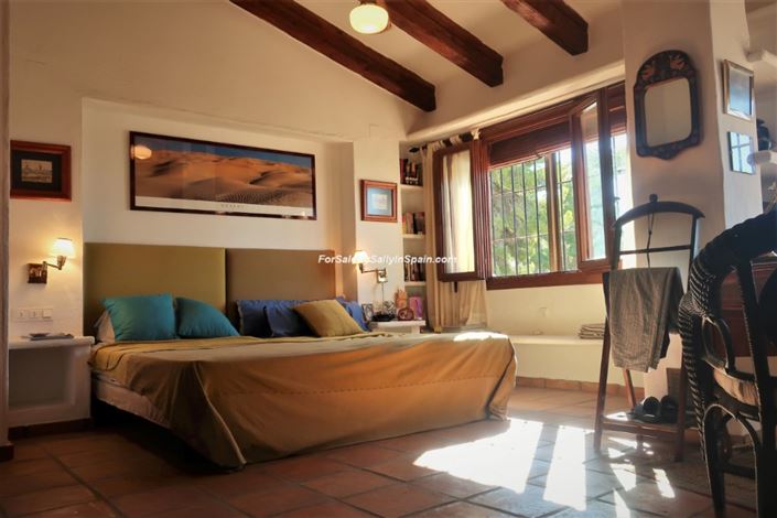 Image No.28-5 Bed Villa for sale