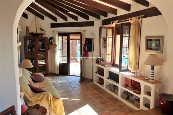 Image No.34-5 Bed Villa for sale