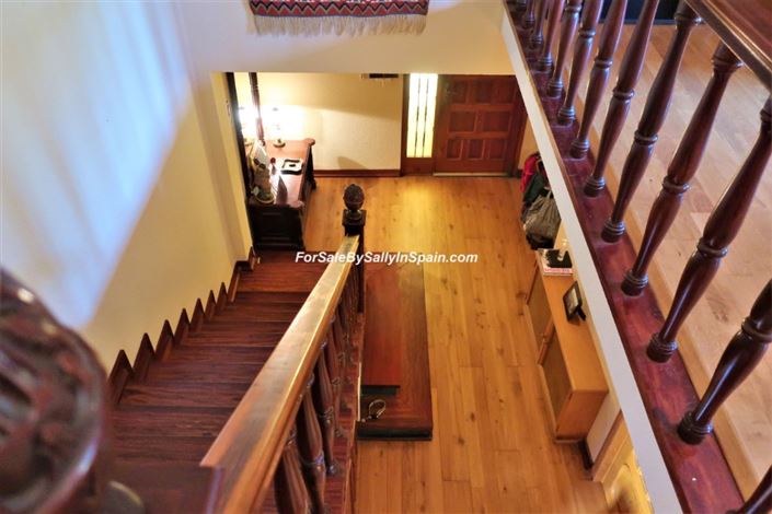 Image No.45-5 Bed Villa for sale