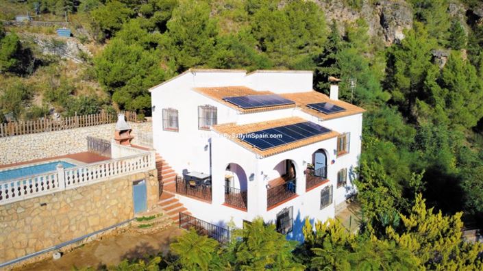 Image No.12-4 Bed Villa for sale