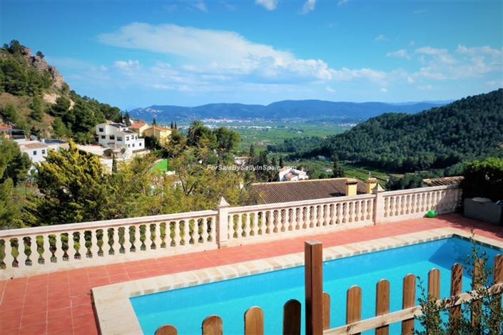 Image No.14-4 Bed Villa for sale