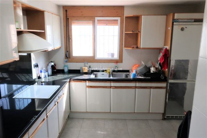 Image No.20-4 Bed Villa for sale