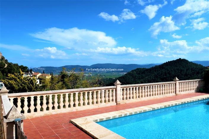 Image No.3-4 Bed Villa for sale