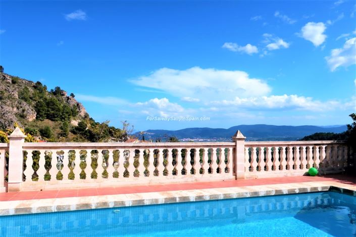 Image No.8-4 Bed Villa for sale