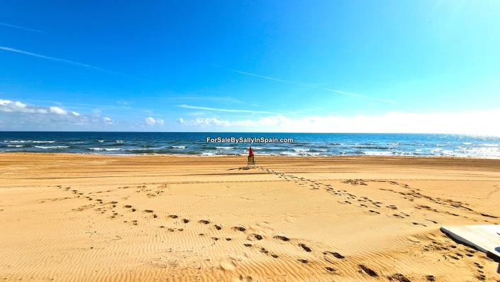 Image No.52-3 Bed Villa for sale