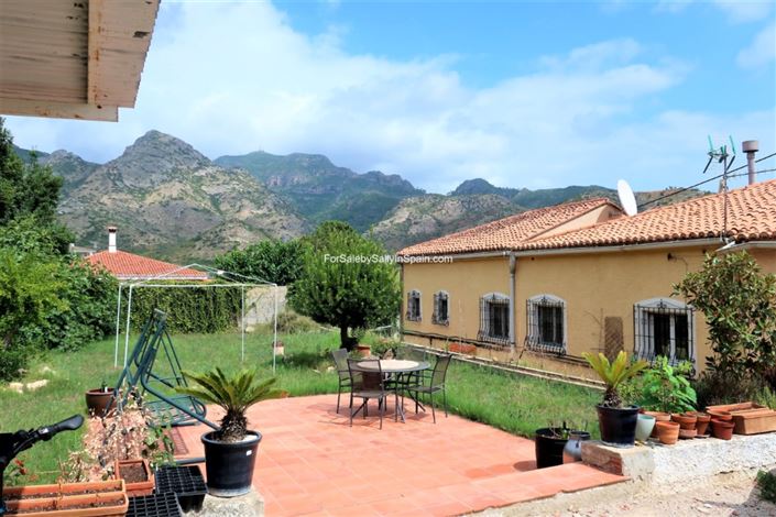 Image No.12-4 Bed Villa for sale