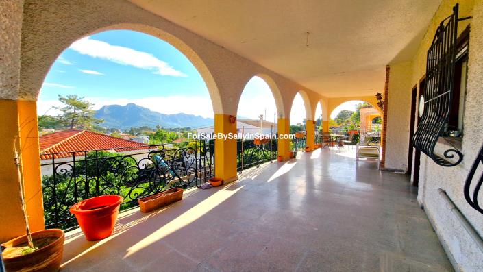 Image No.3-4 Bed Villa for sale