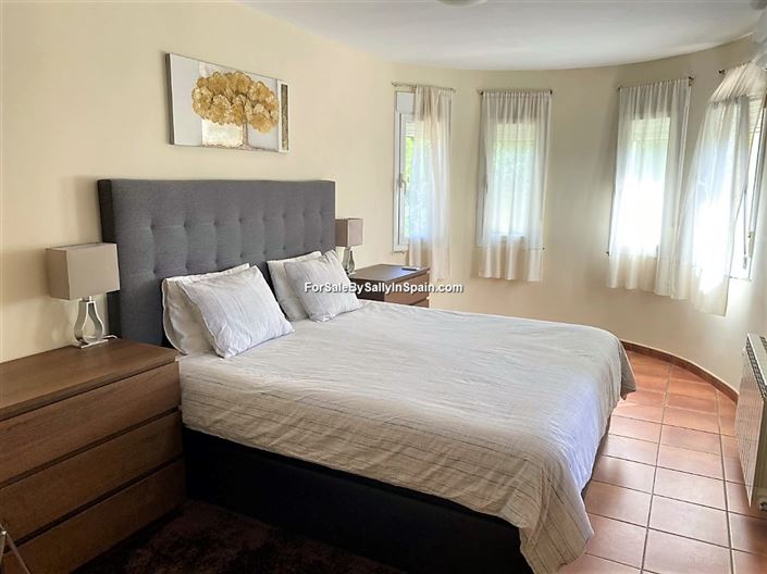 Image No.30-Villa de 4 chambres à vendre à La Drova