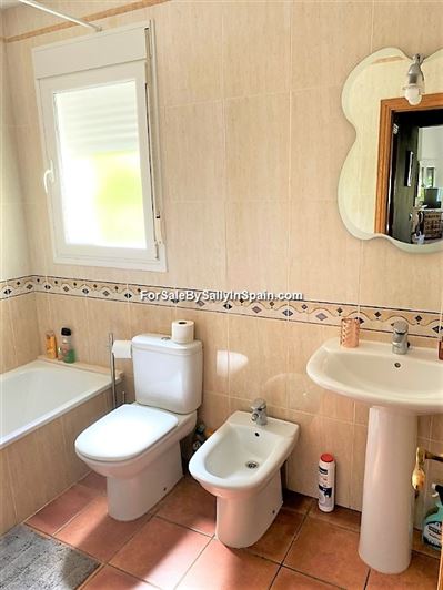 Image No.34-Villa de 4 chambres à vendre à La Drova