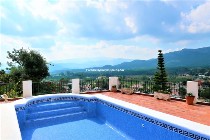 Image No.14-3 Bed Villa for sale