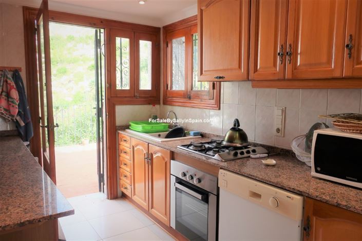 Image No.32-3 Bed Villa for sale