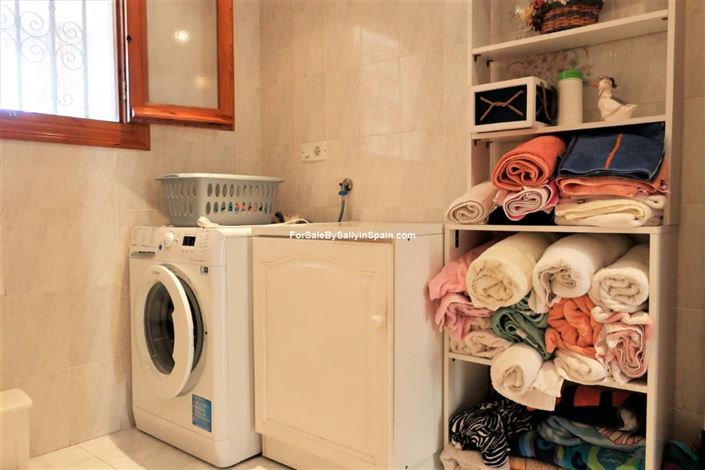 Image No.38-3 Bed Villa for sale