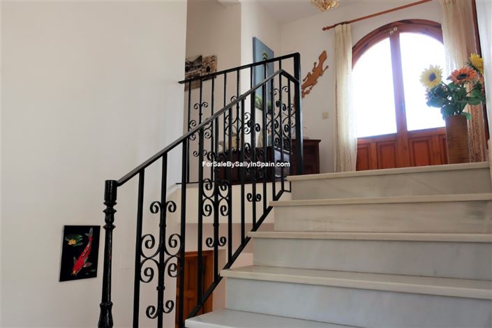 Image No.41-3 Bed Villa for sale