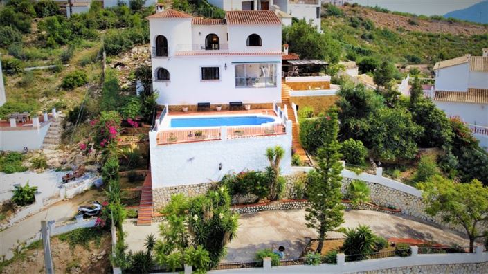 Image No.9-3 Bed Villa for sale