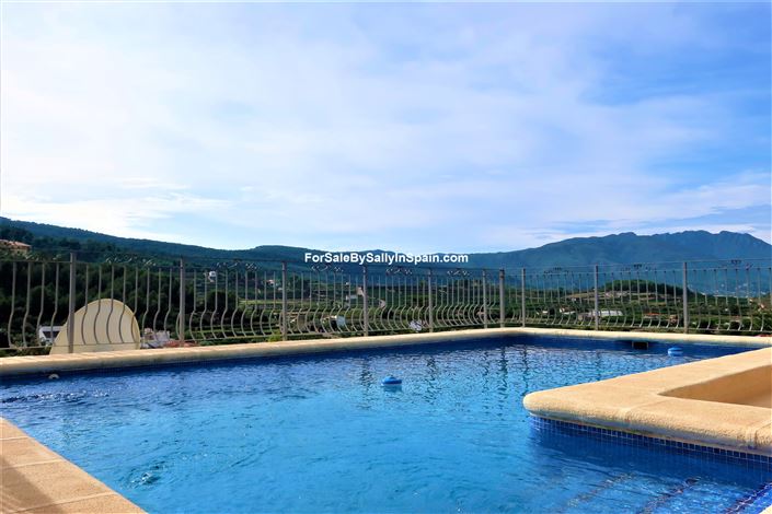 Image No.20-Villa de 4 chambres à vendre à Oliva