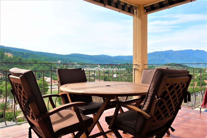 Image No.23-Villa de 4 chambres à vendre à Oliva