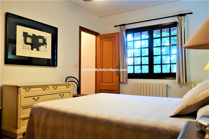 Image No.44-Villa de 5 chambres à vendre à Gandía