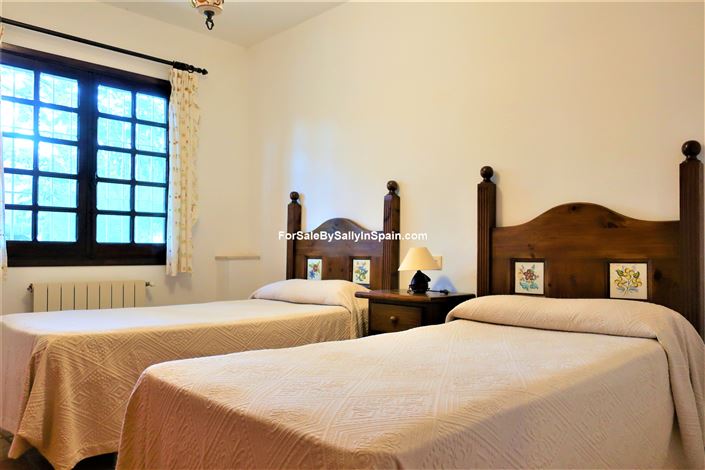 Image No.48-Villa de 5 chambres à vendre à Gandía