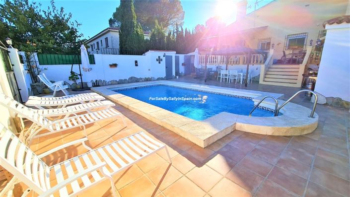 Image No.14-Villa de 4 chambres à vendre à Marxuquera