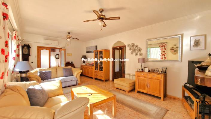 Image No.28-Villa de 4 chambres à vendre à Marxuquera