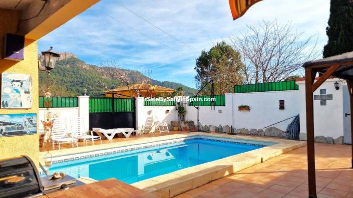 Image No.13-Villa de 4 chambres à vendre à Marxuquera