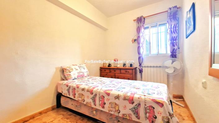 Image No.37-Villa de 4 chambres à vendre à Marxuquera