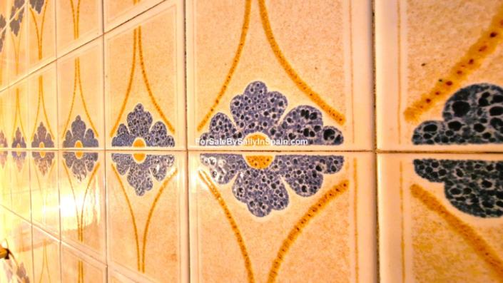 Image No.11-6 Bed Townhouse for sale