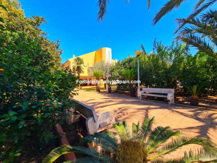 Image No.6-Villa de 5 chambres à vendre à Alzira